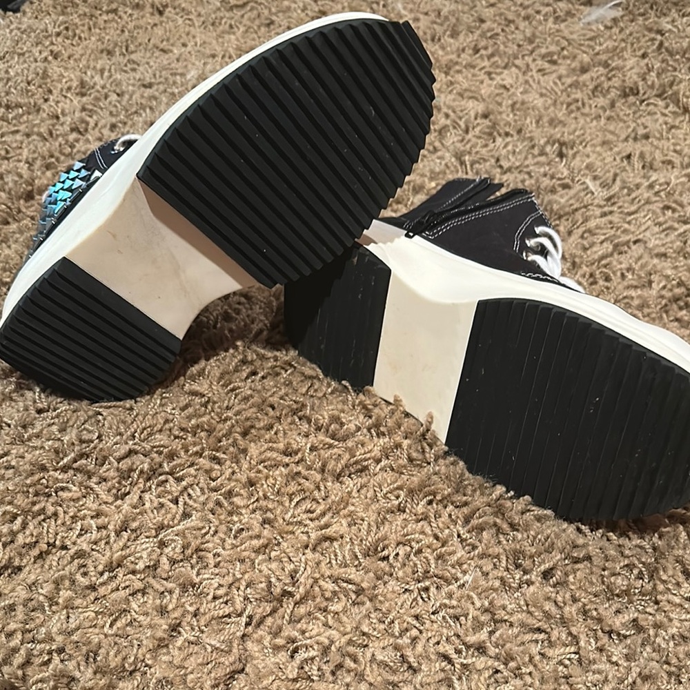 Steve Madden Black and White High-Top Sneakers - Picture 3 of 4